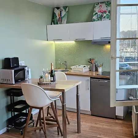 La Jungle - Vue Directe Et Magnifique Sur Le Port- Apartmán *